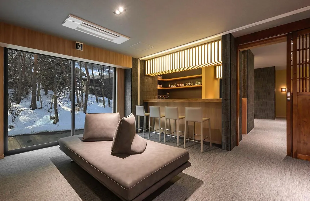 Ski Inn Hakuba, Iwatake-1