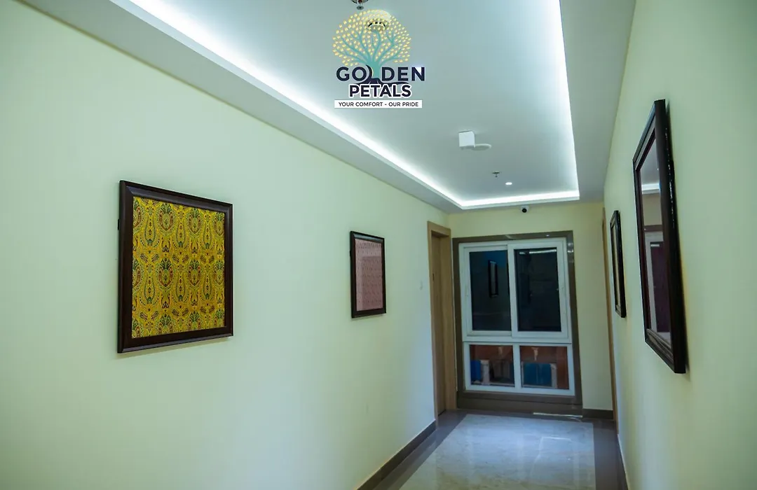 Hotel Golden Petals-1
