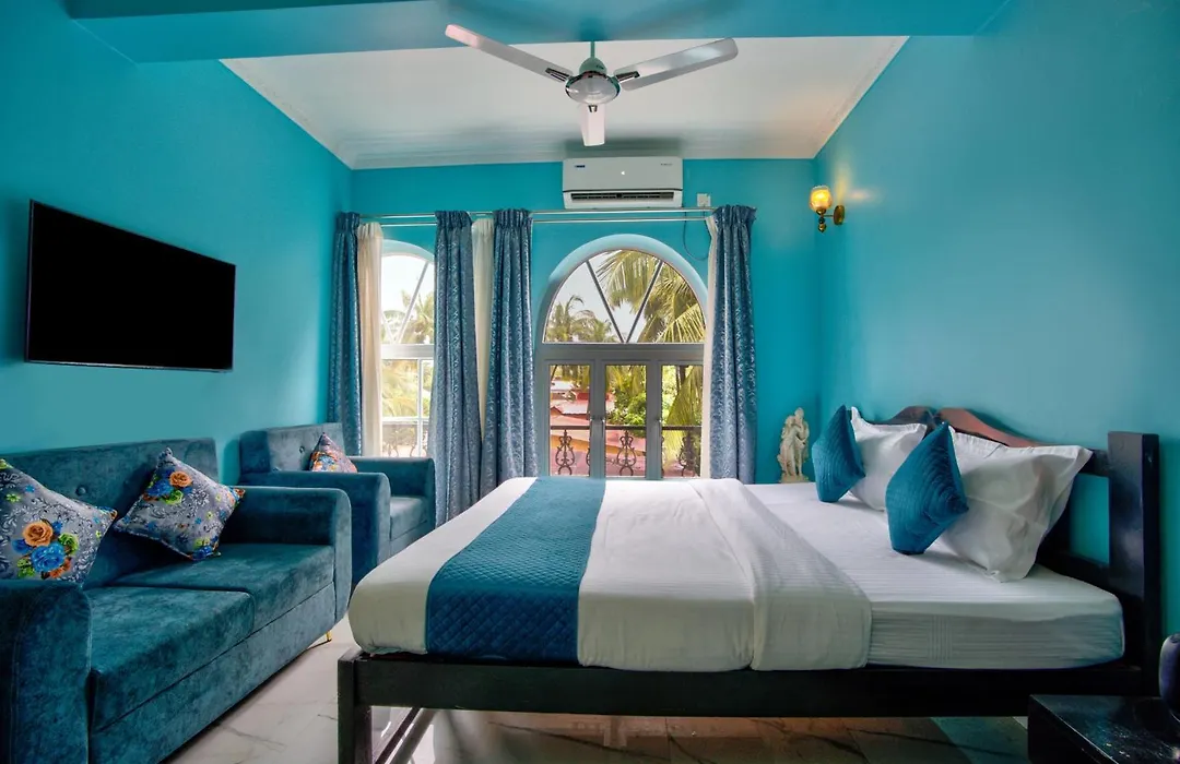 Candolim Beach White Residency-1