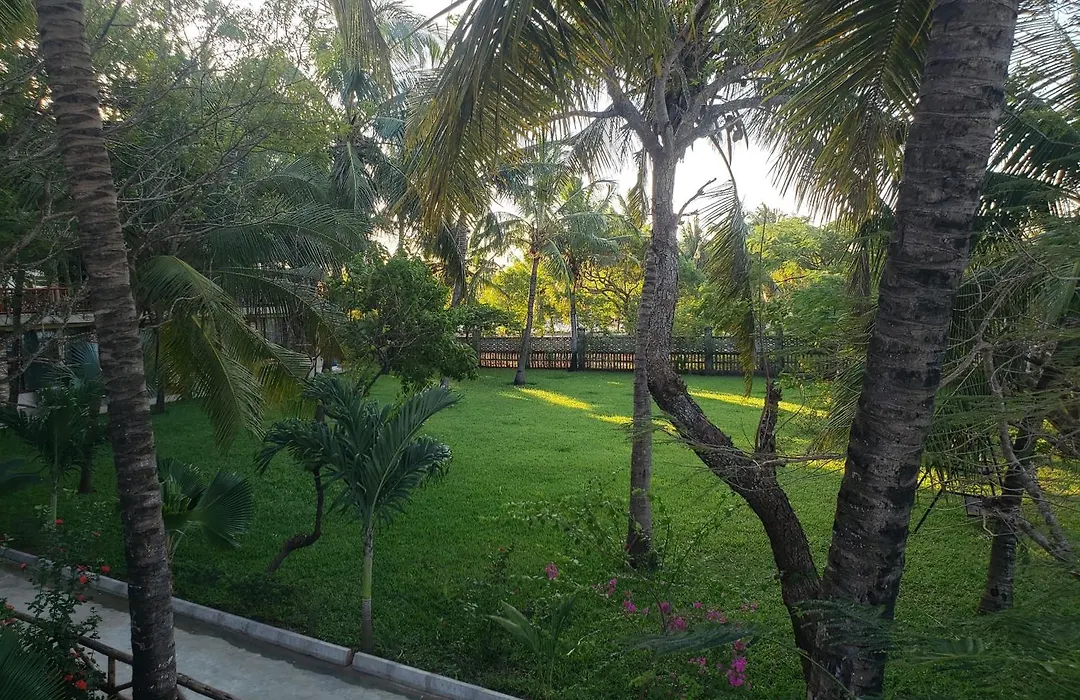 Kwa Mama Village Beach Resort-1