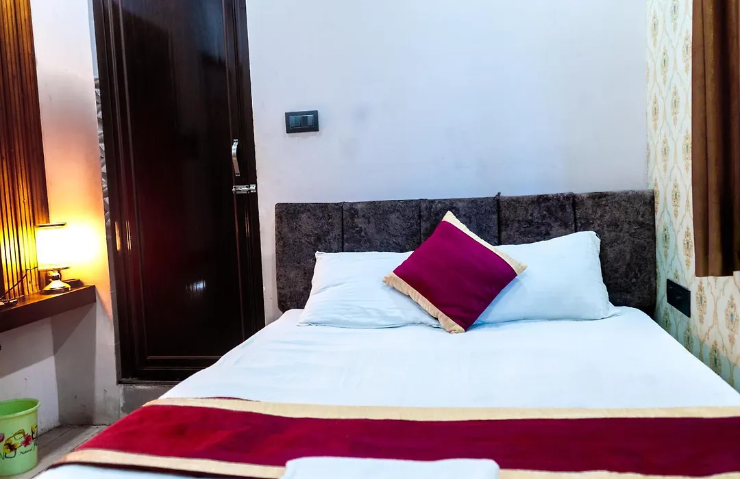 Hotel Garg-1