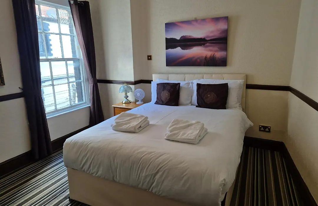 Phoenix Hotel-1