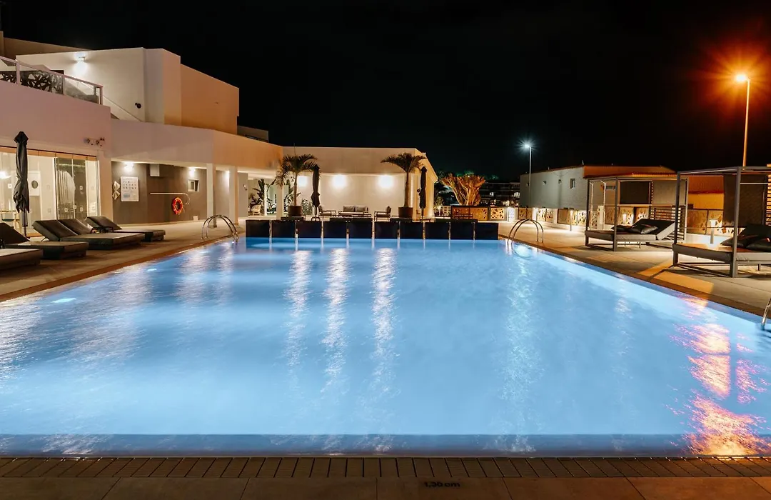 001 Higos Beach Boutique Singular Hotel Residence-1