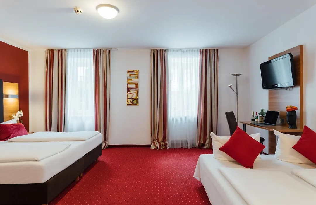 Hotel Andra München-1