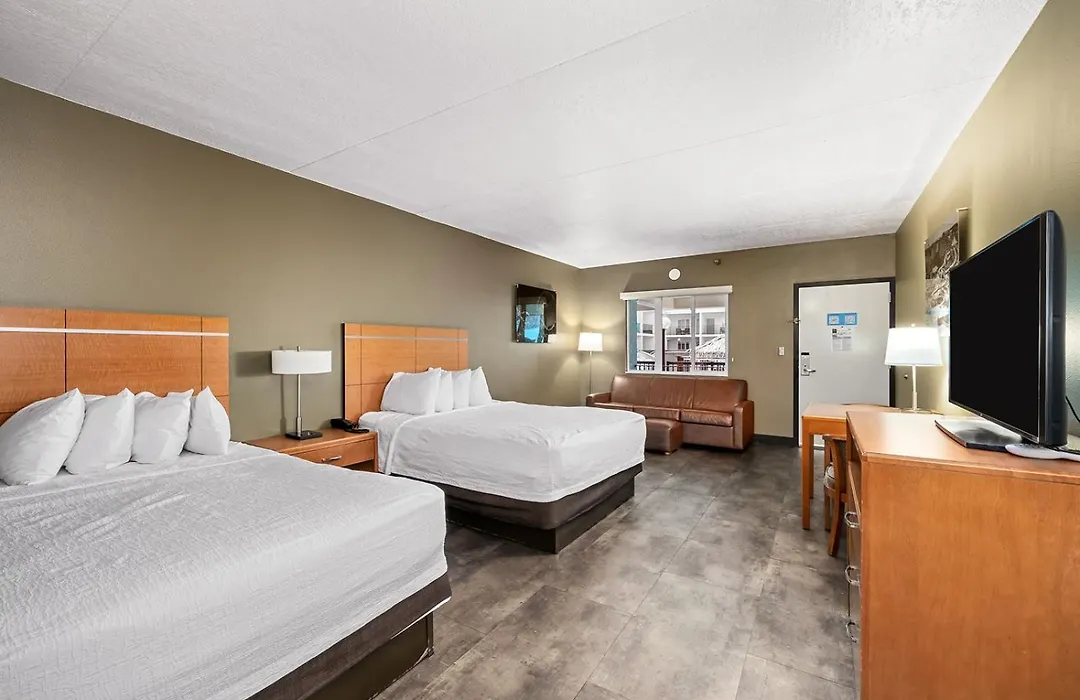 Adventureland Inn-1