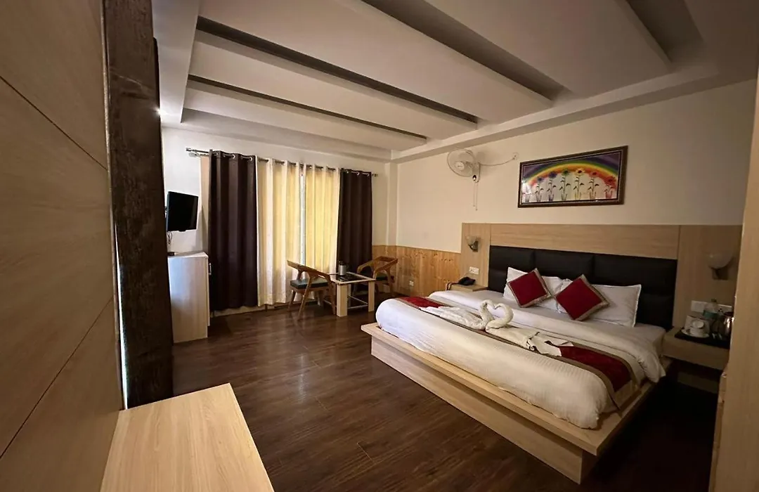Hotel Manali Queen-1