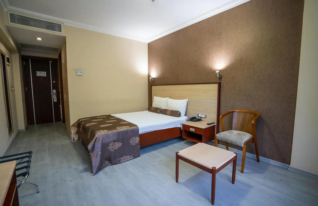 Halley Otel-1
