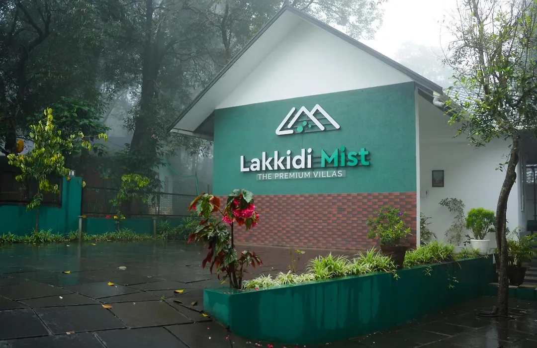 Lakkidi Mist Resort-1