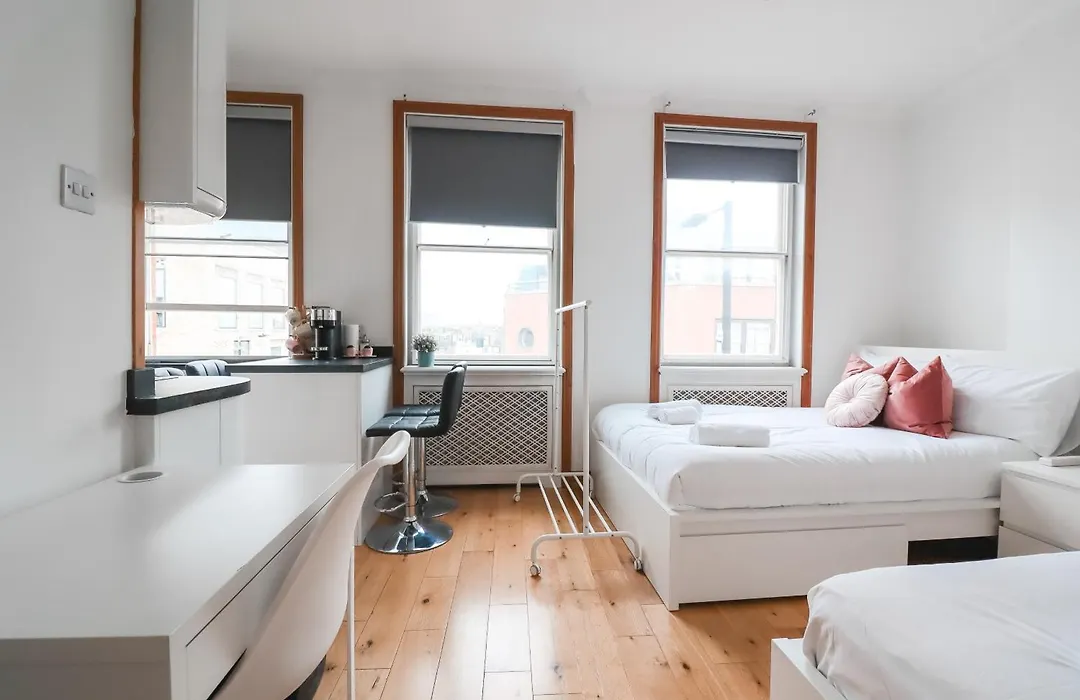 Chelsea Rooms-1