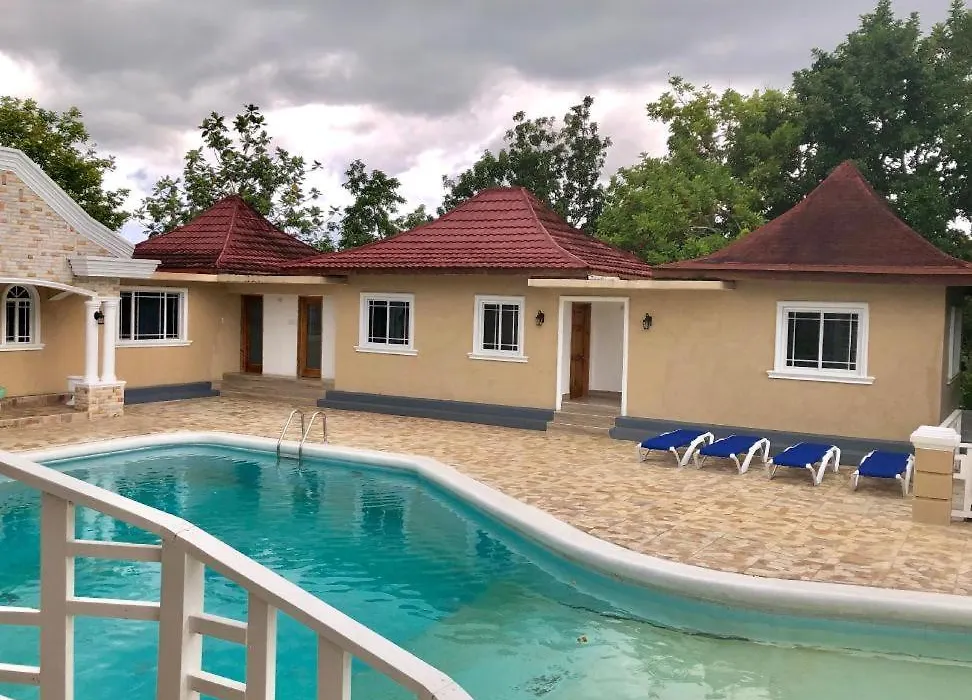 Gold Nugget Hotel-1