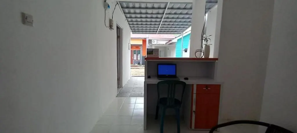 Oyo 90974 Homestay Golo Koe Sejahtera-1