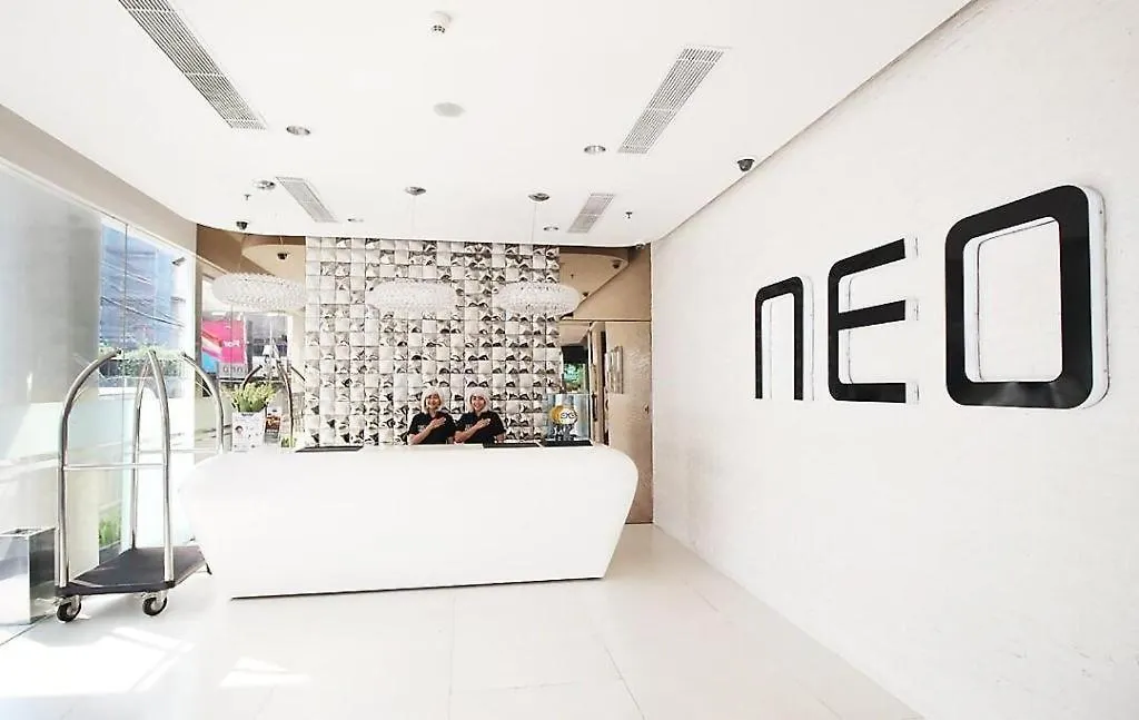 Hotel Neo Melawai By Aston-1