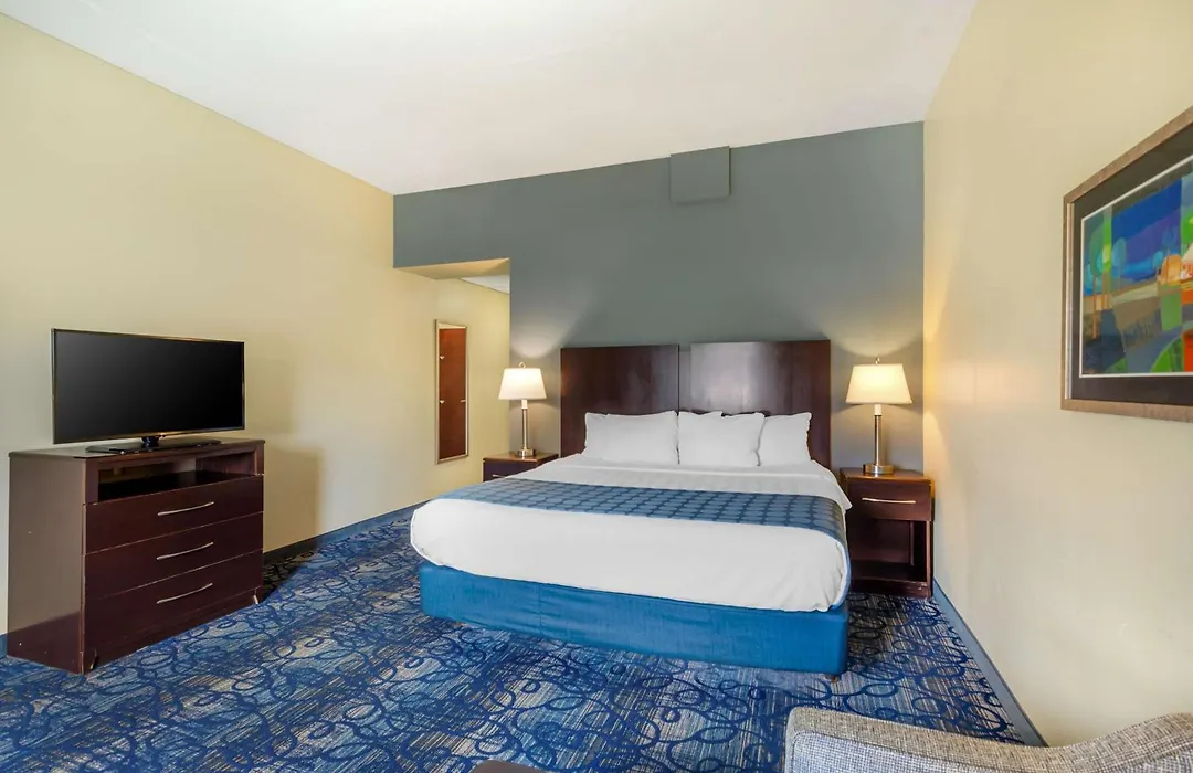 Best Western Plus Waynesboro-1