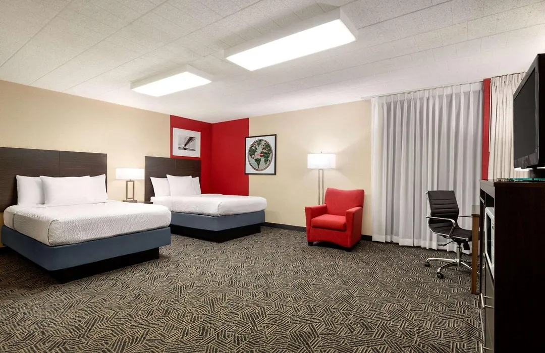 Ramada By Wyndham Alpena-1