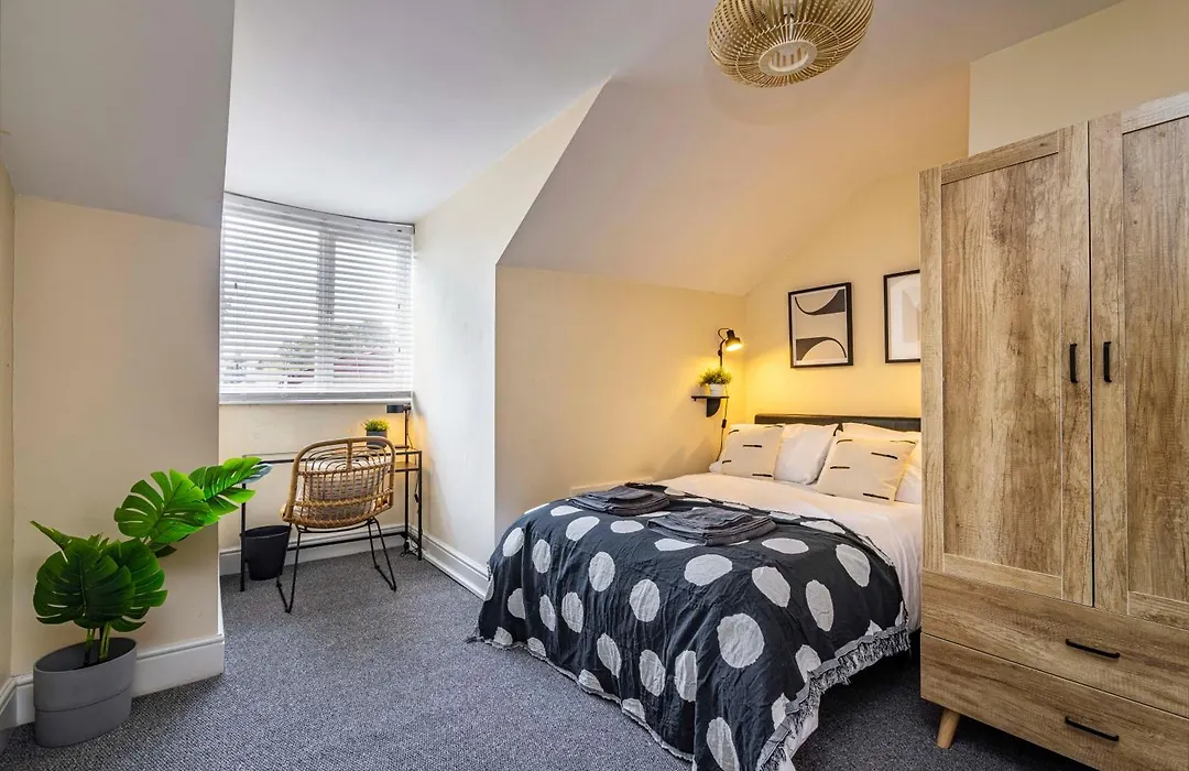 Kasu Lodge - Sneinton, Nottingham-1