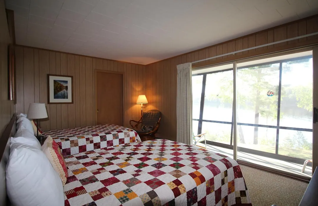 Sandy Point Motel-1