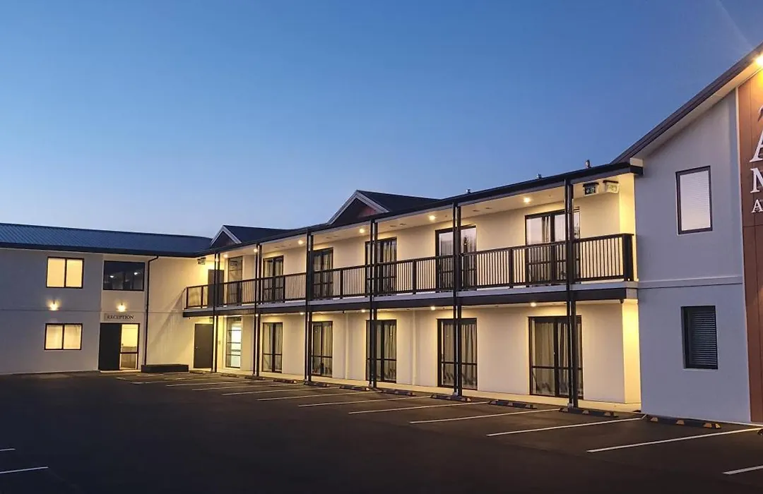 Alps Motel & Apartments-1