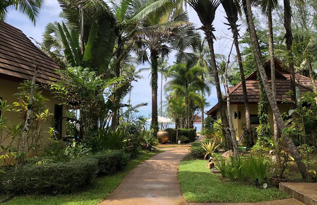 Nang Thong Beach Resort-1