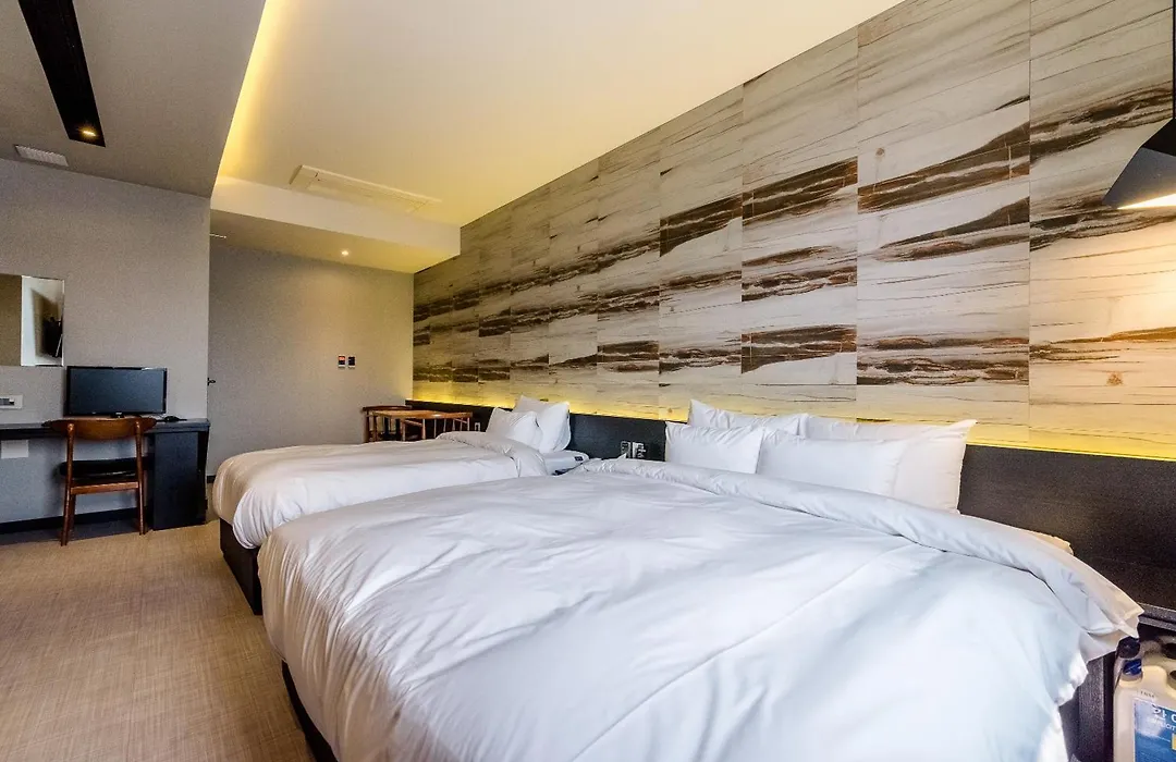 Hotel Marcher-1