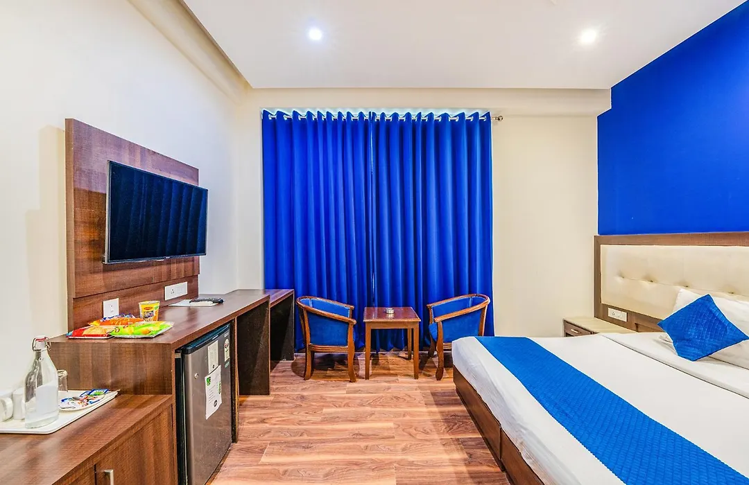 Fabhotel Oyster Villa - Nr Paras Hospitals Sushant Lok 1-1