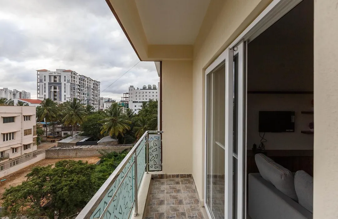Pinnacle Serviced Apartments-1