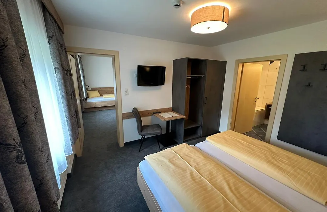 Hotel Garni Dorfblick-1
