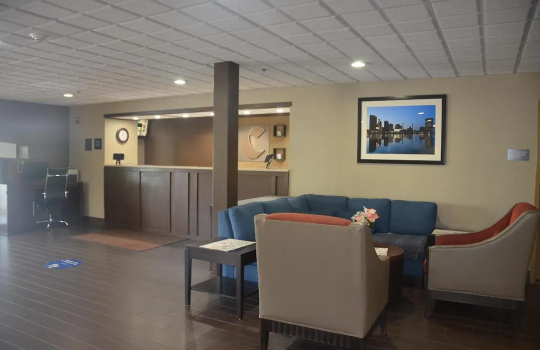Comfort Inn & Suites Maumee - Toledo I80-90-1