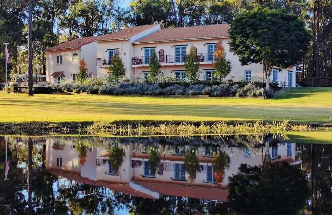 Villa Provence Estate-1