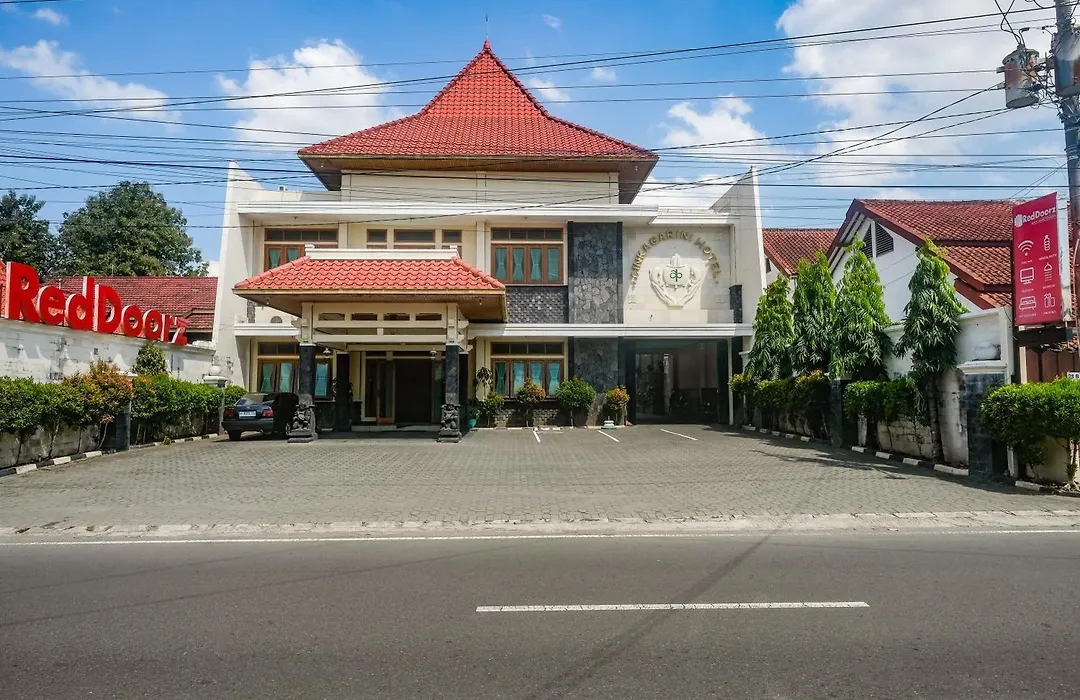 Reddoorz Near Xt Square Yogyakarta-1