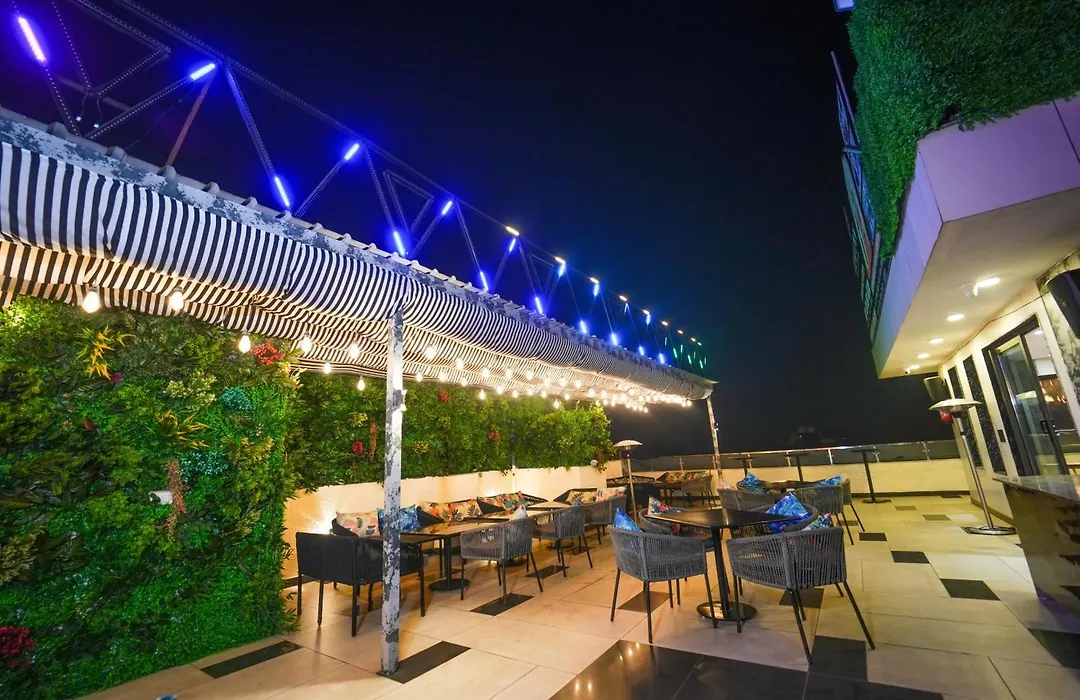 Clay Inn Hotels, Paschim Vihar-1