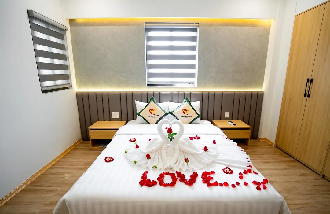 Trạng Nguyên Huế Hotel-1