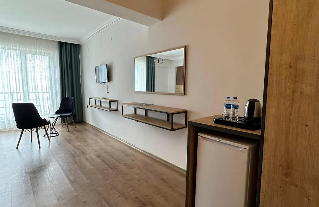 Orient Hotel-1