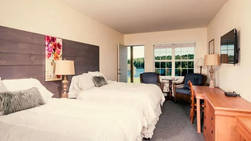 Crescent Lake Inn And Suites-1