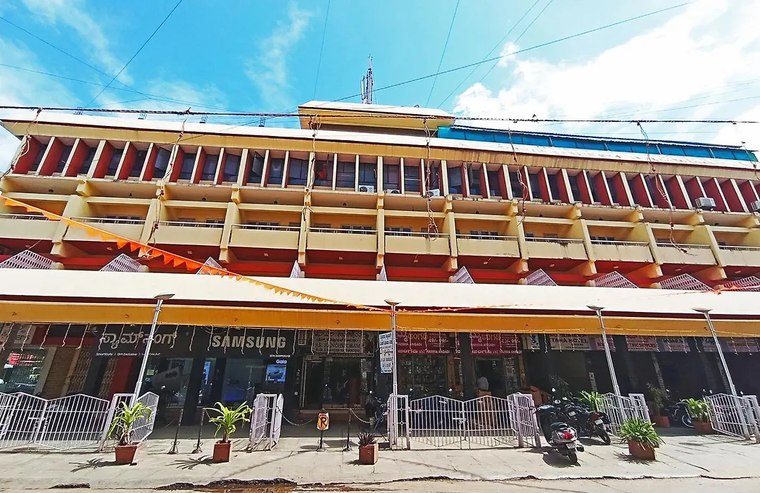 Hotel Chetana-1