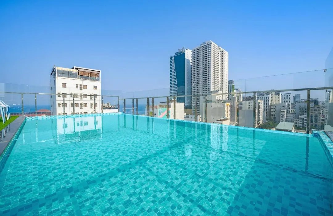 Sea Near Me Hotel Danang-1