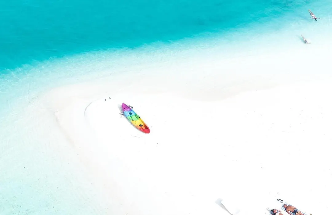 Araamu Hotels Maldives At Dhiffushi-1
