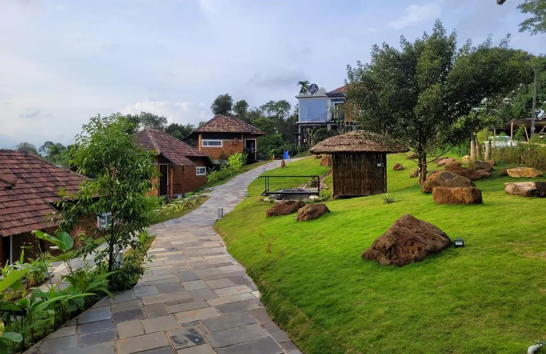 Aalterra Resort By The Almanac-1