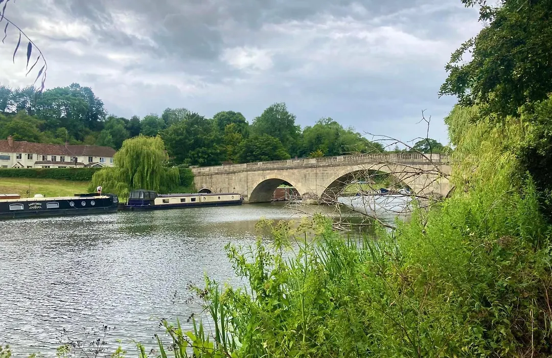 Shillingford Bridge Hotel-1