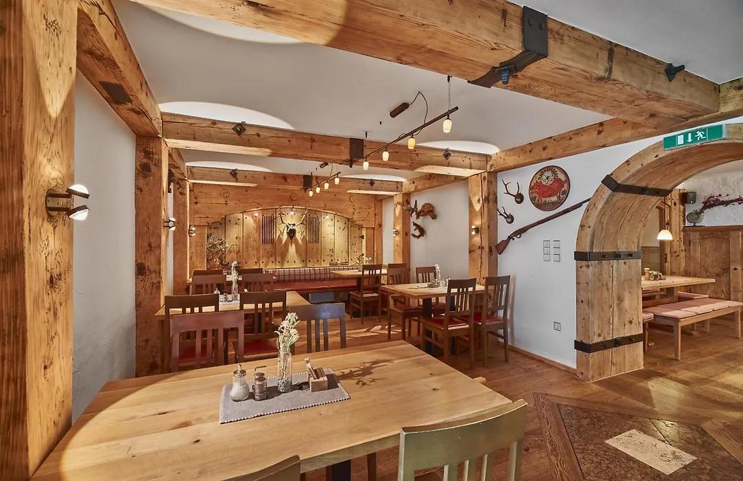 Aktivhotel & Gasthof Schmelz Ihr Familienfreundliches Urlaubs Hotel Mit Wellness, Almsauna, Chiemgau Karte-1