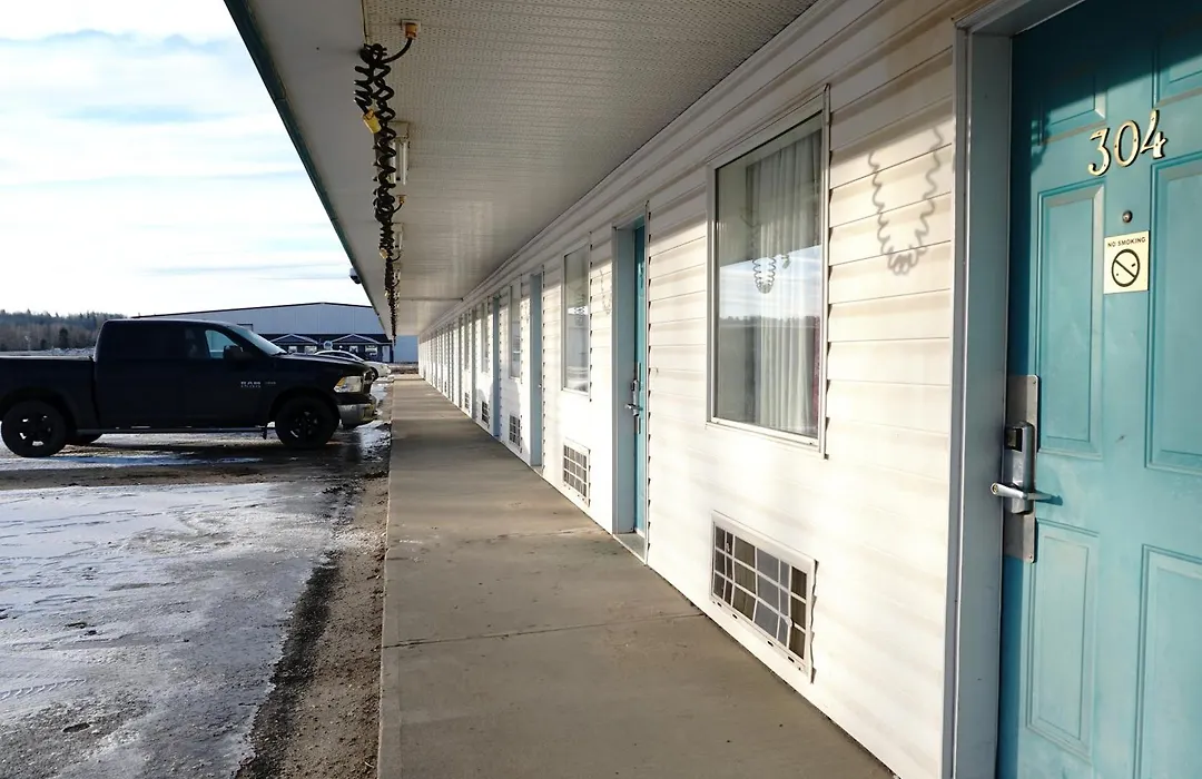 The Ritz Cafe And Motor Inn-1
