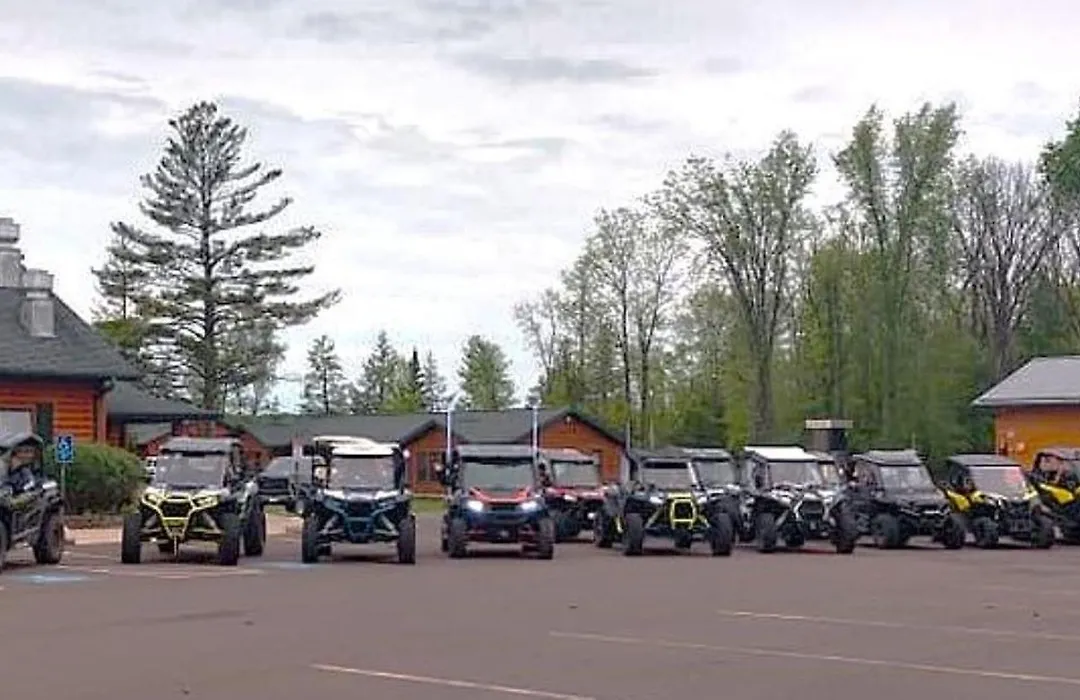 Lena'S Northern Pines Resort-1