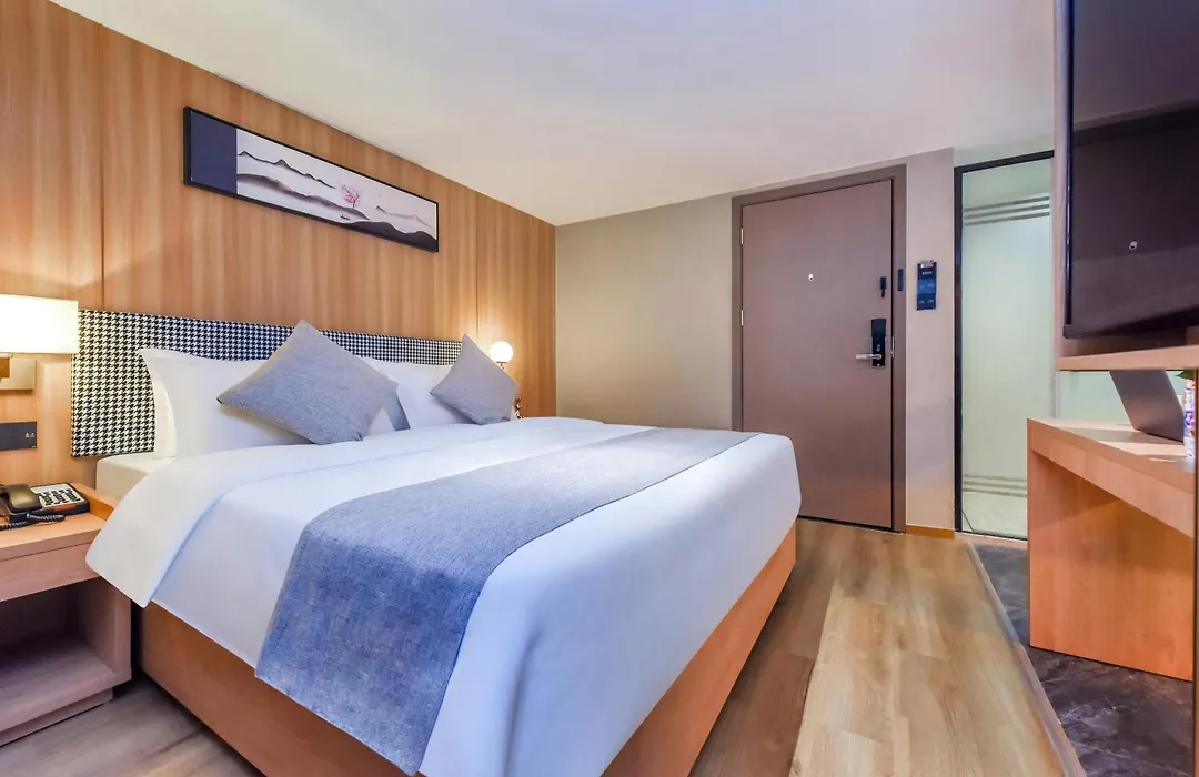 Shangpin Holiday Inn Guangzhou Baiyun International Airport Branch-1