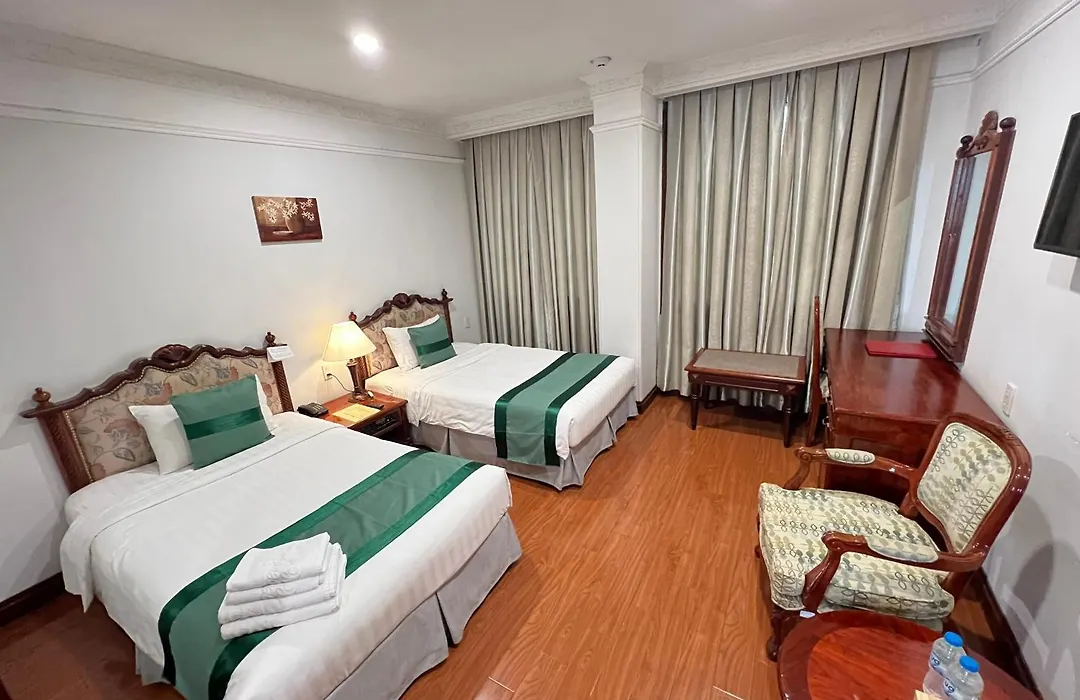 Riverside Hotel Saigon-1