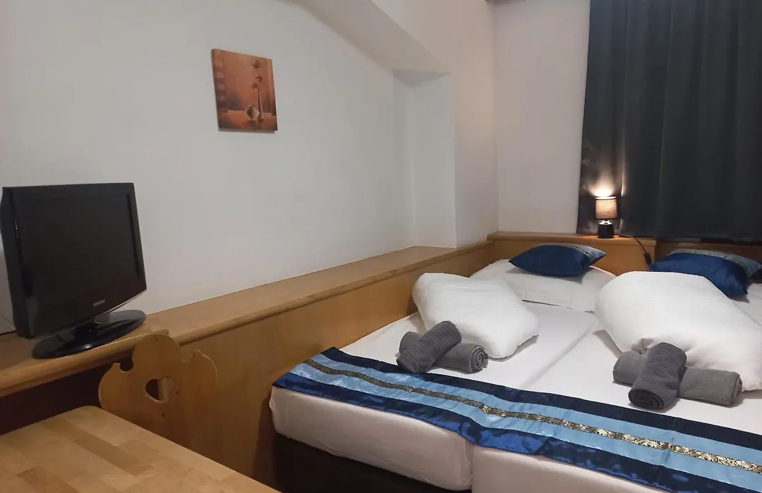 Hotel Untermetzger-1