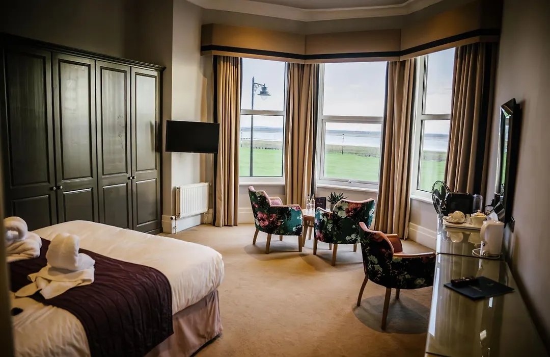Clifton Arms Hotel-1