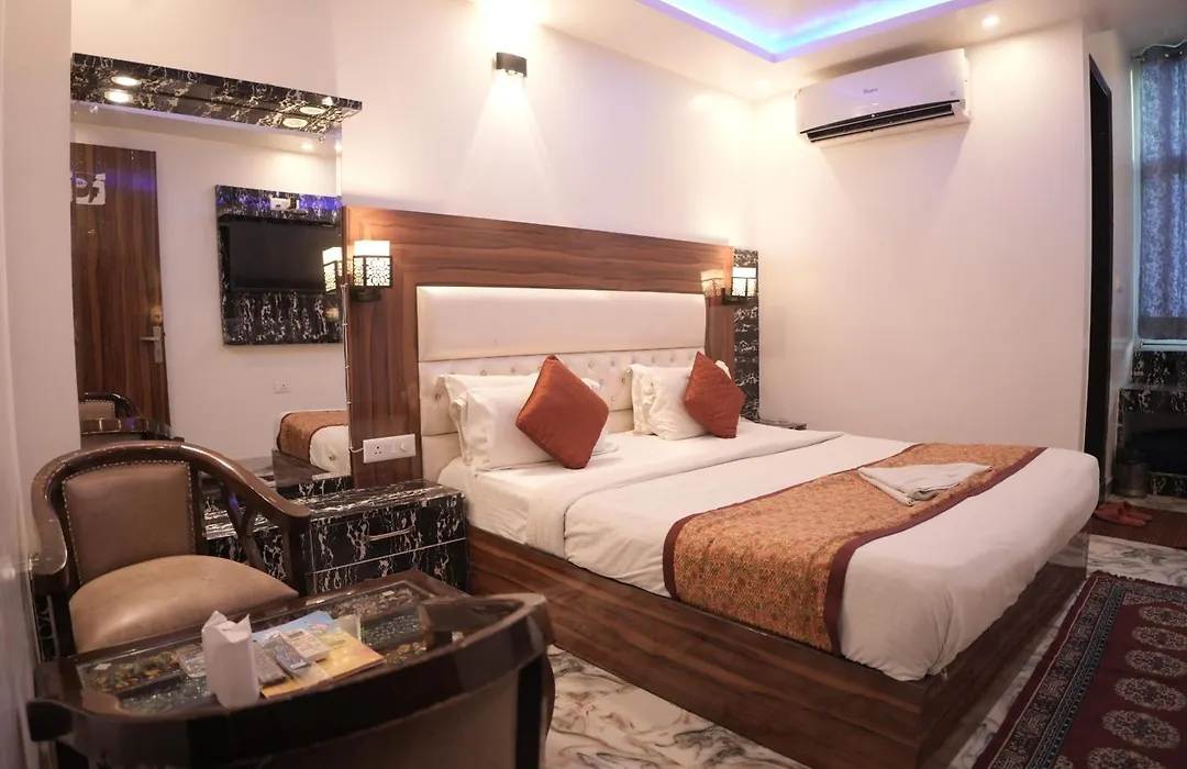 Hotel Raj Palace - Igi Airport Delhi-1