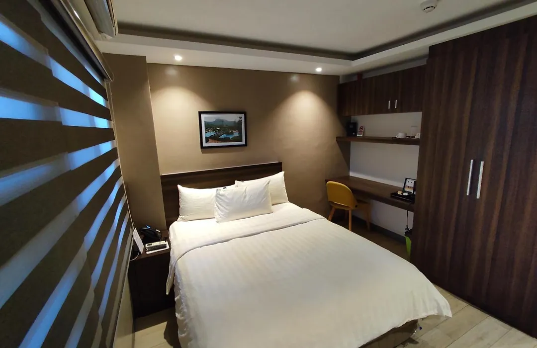 Hotel Inigo-1