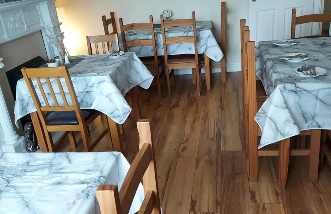Legenderry B&B-1