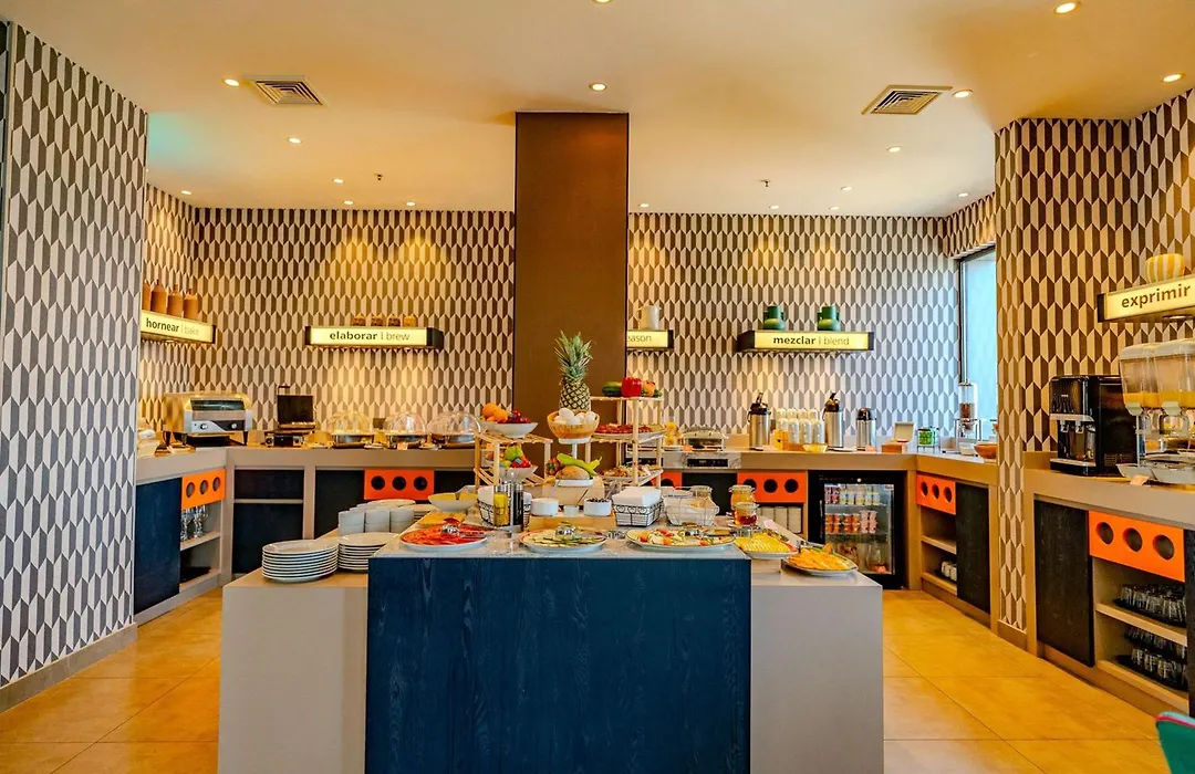 Hampton By Hilton Santiago Las Condes-1