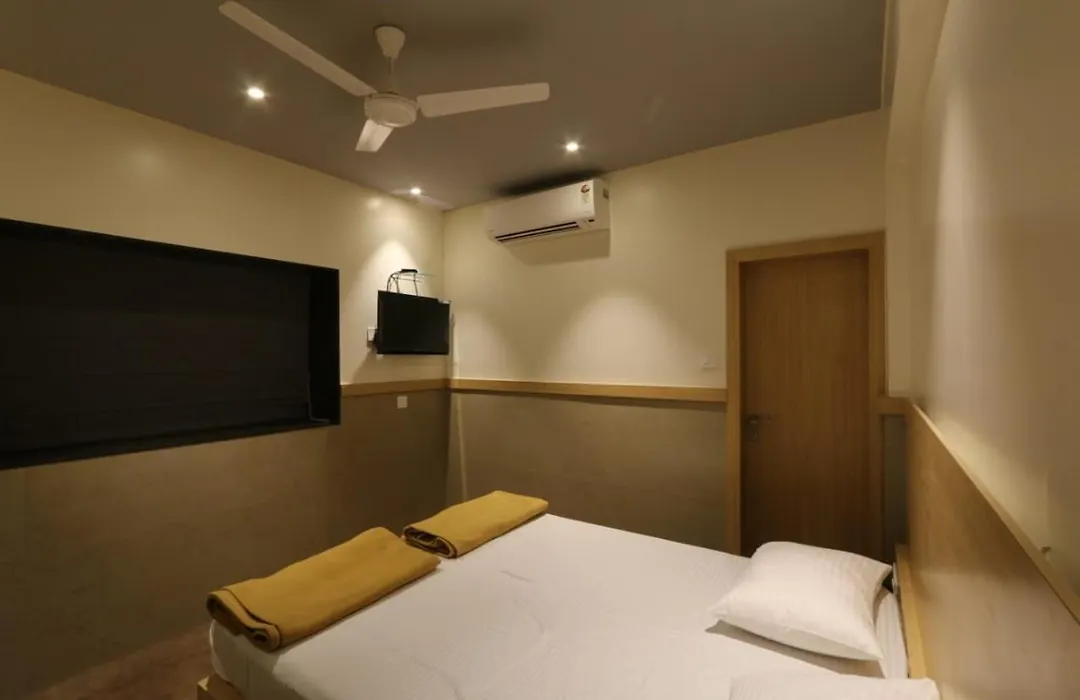 Avenue 10 Boutique Hotel-1
